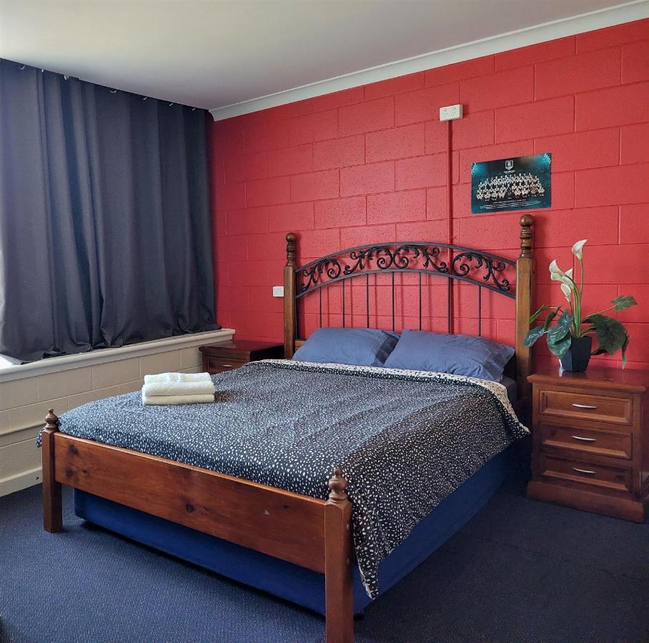 Port Adelaide Backpackers Hostel Eksteriør bilde