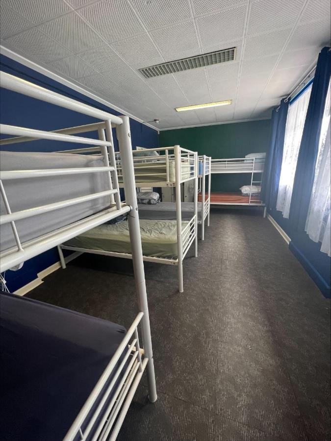 Port Adelaide Backpackers Hostel Eksteriør bilde