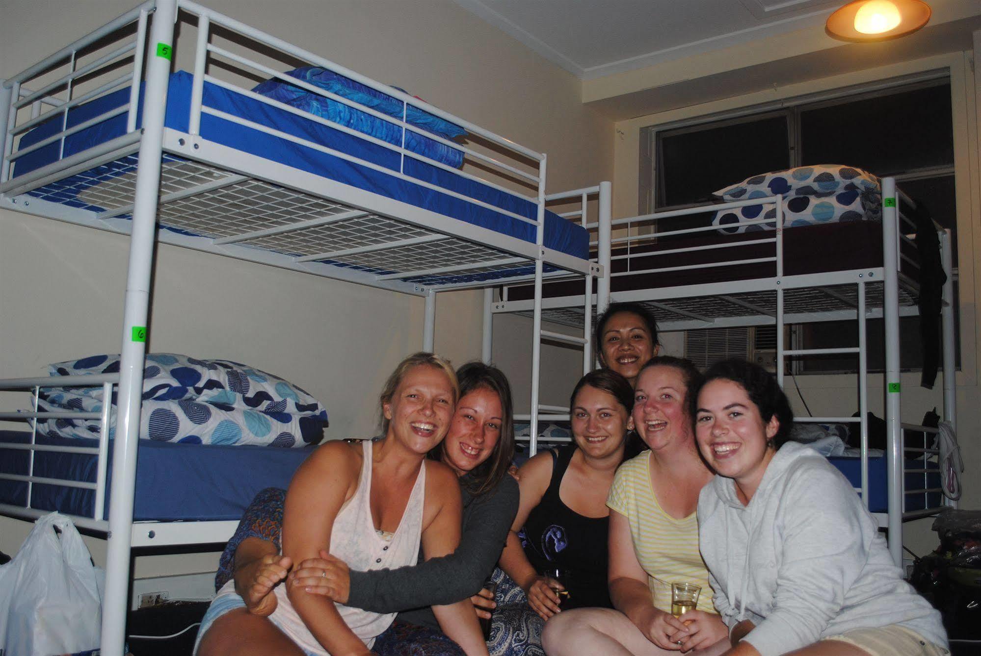 Port Adelaide Backpackers Hostel Eksteriør bilde
