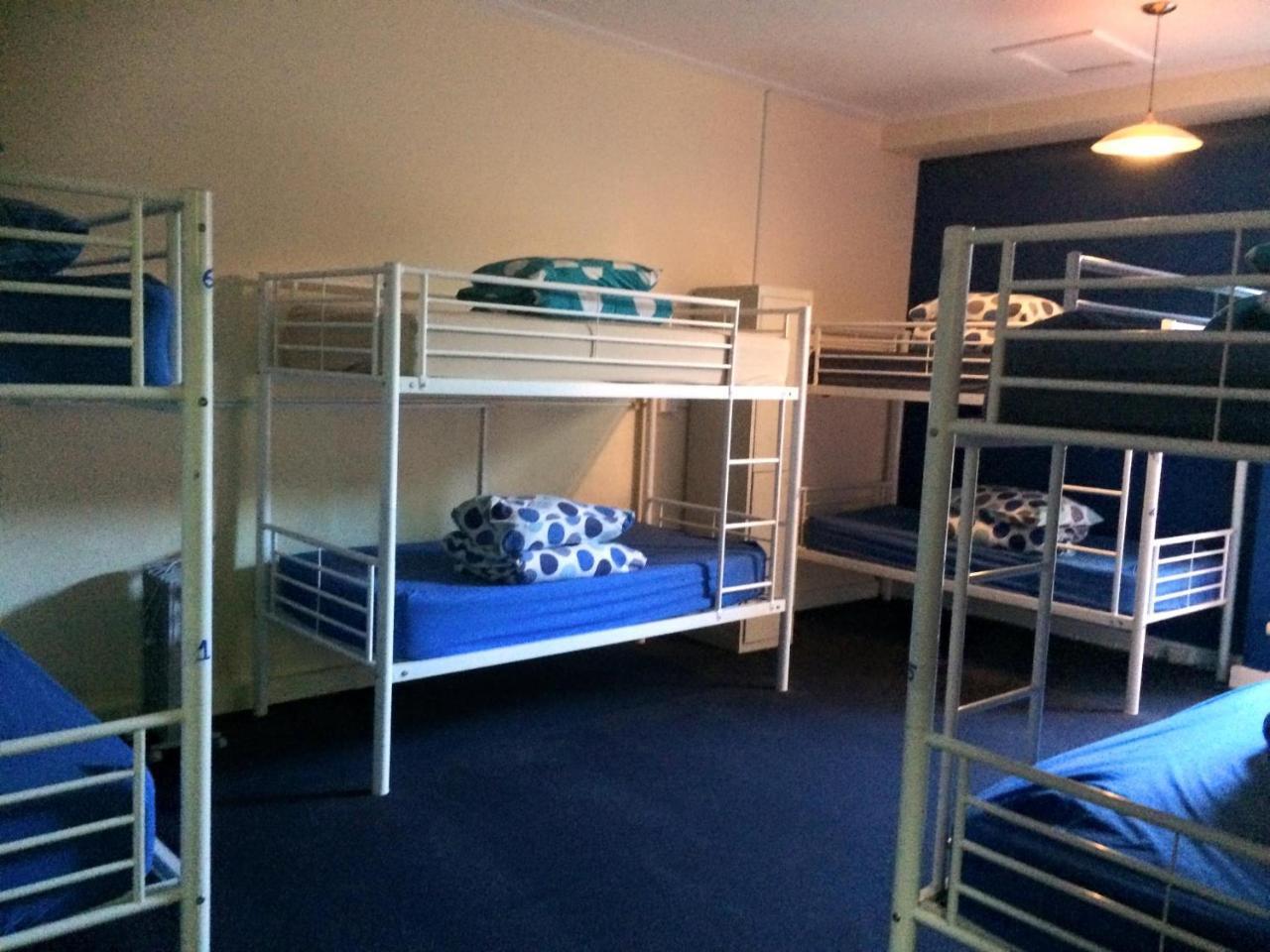 Port Adelaide Backpackers Hostel Eksteriør bilde